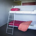 Centre Esplai Hostel *