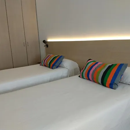 Centre Esplai אכסניה אל פראט דה לוברגאט