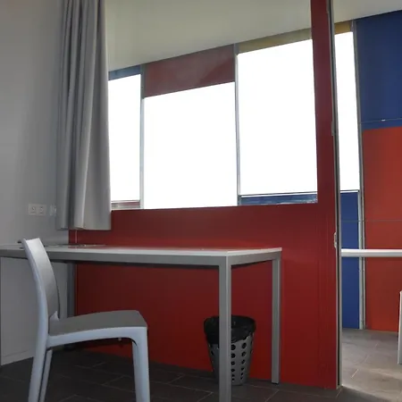 אכסניה Centre Esplai