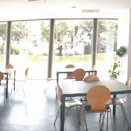 Centre Esplai אכסניה אל פראט דה לוברגאט