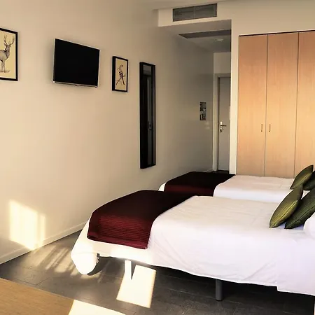 Hostel Centre Esplai *