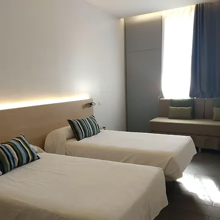 Centre Esplai Hostel *