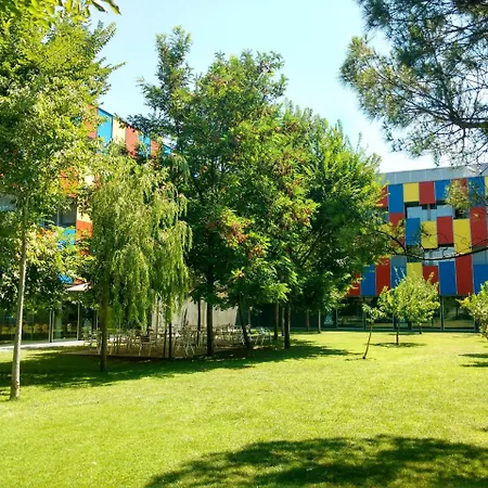 Centre Esplai Hostel *